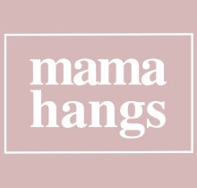 Mama hangs